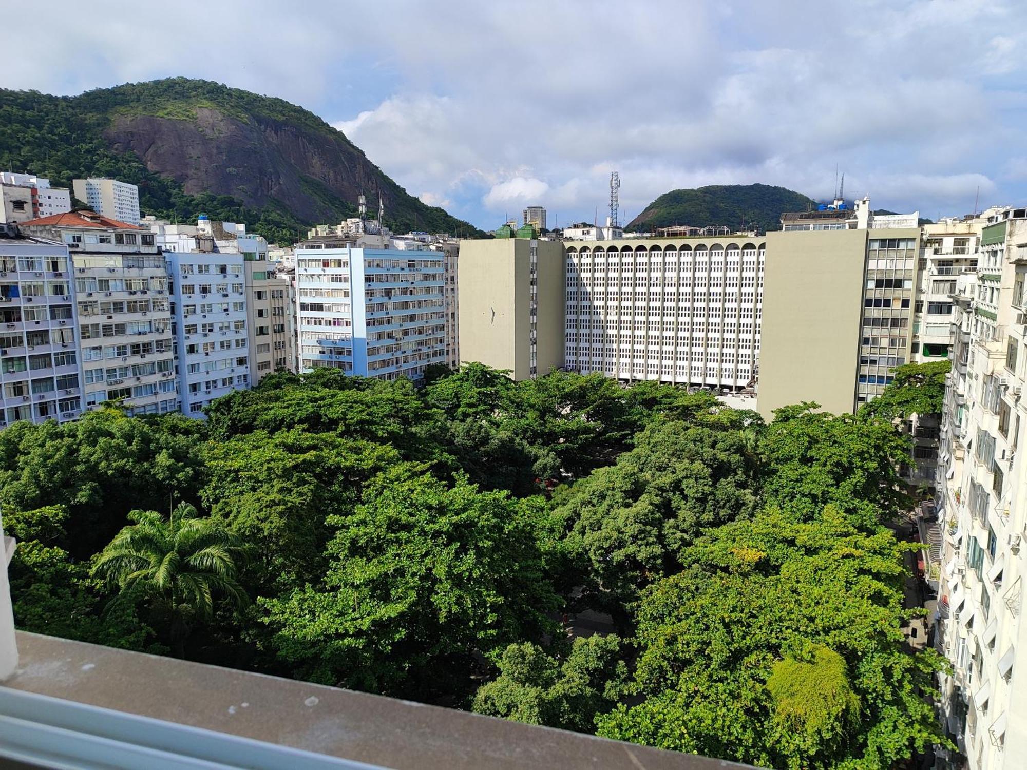 A Uma Quadra Da Praia De Copacabana Rio de Janeiro Exterior photo